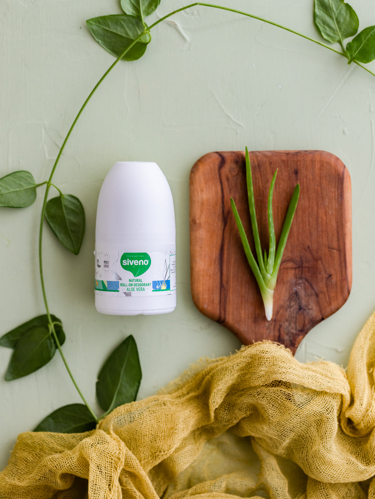 Natural roll-on deodorants